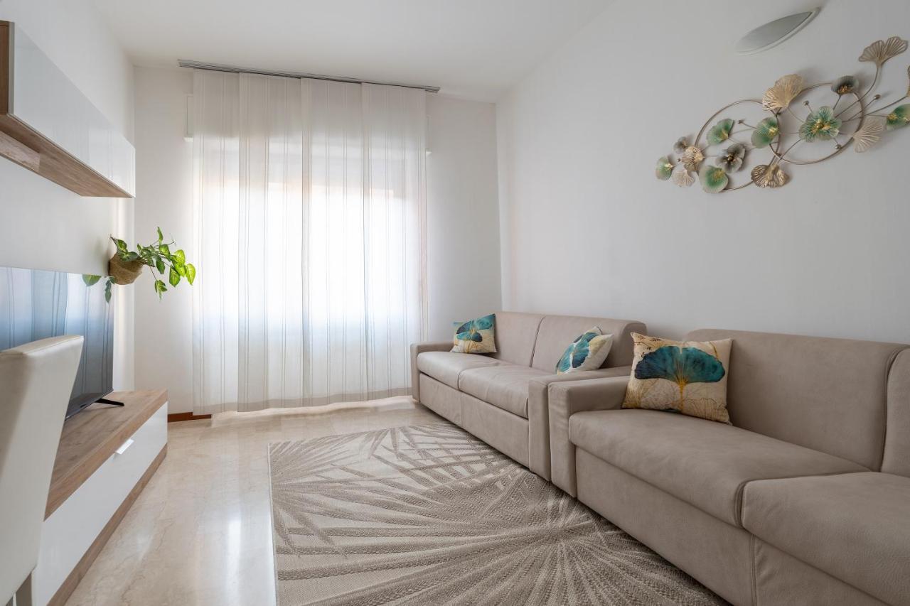 San Siro Big House Wifi Netflix Free Parking Apartment Milano Exterior foto