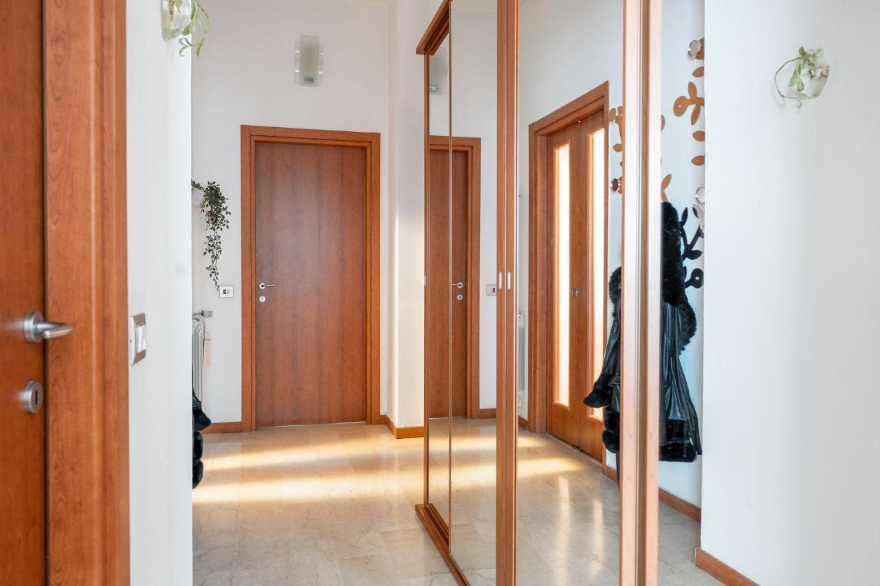 San Siro Big House Wifi Netflix Free Parking Apartment Milano Exterior foto